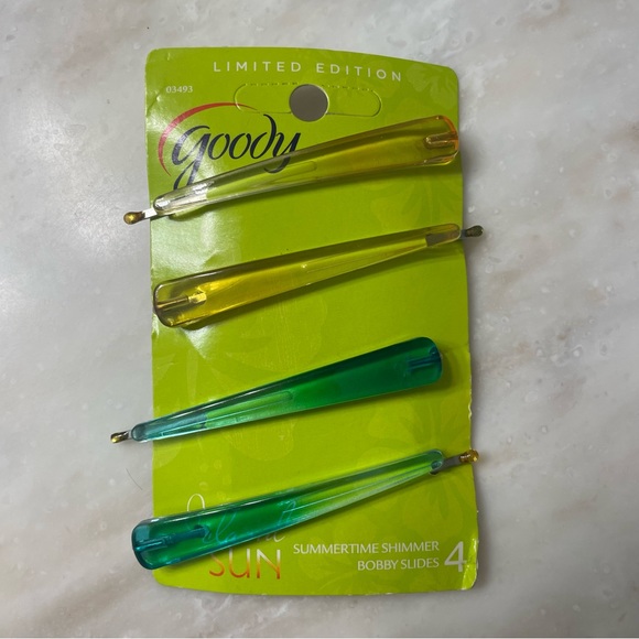 ⭐️ Hair Pins - Picture 1 of 2